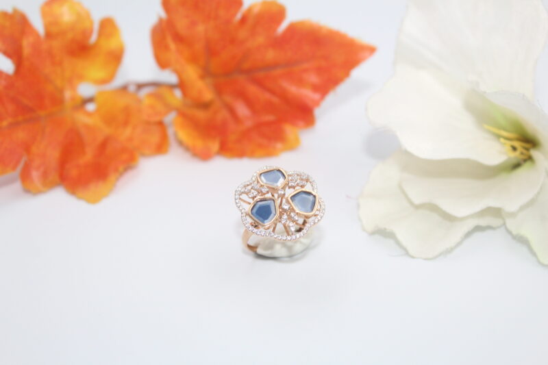 Floral Wheel Diamond Ring